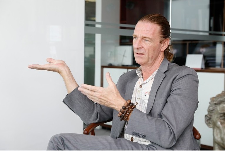 Hậu biến động nhân sự, ông Dominic Scriven rời vị trí HĐQT tại ACB.