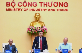 Bộ Công Thương kỳ vọng thương mại Việt Nam năm 2024 có thể tăng 6%