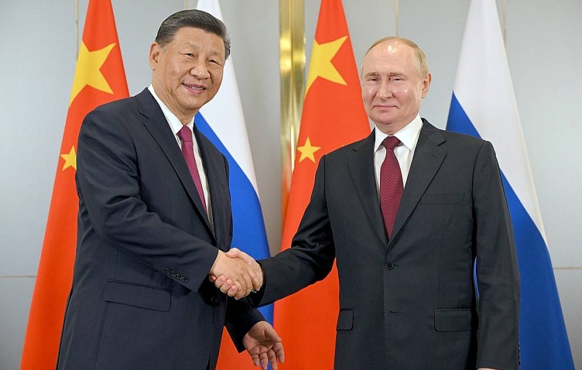 Tổng thống Nga và Chủ tịch Trung Quốc gặp mặt bên lề thượng đỉnh SCO
