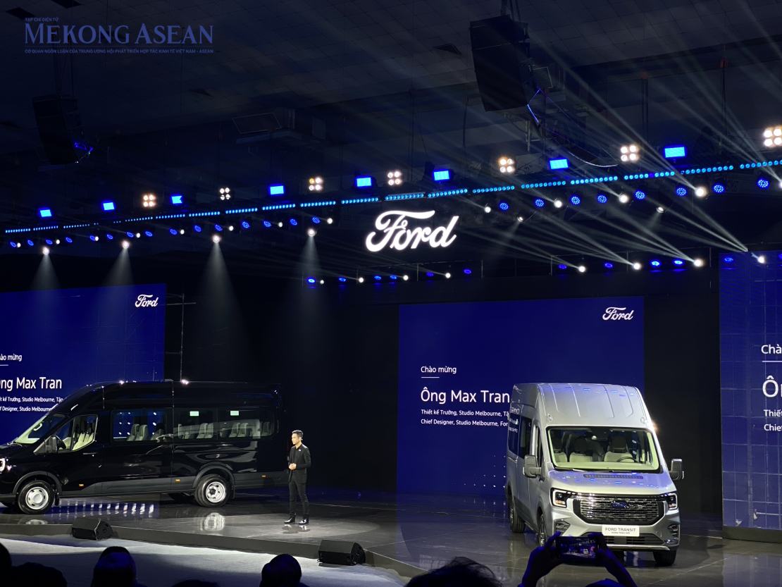 Diện mạo Ford Transit thế hệ mới tại thị trường Việt Nam