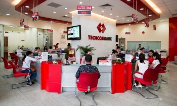 CASA ngành ngân hàng nửa đầu năm: Techcombank dẫn đầu, MSB giảm sâu