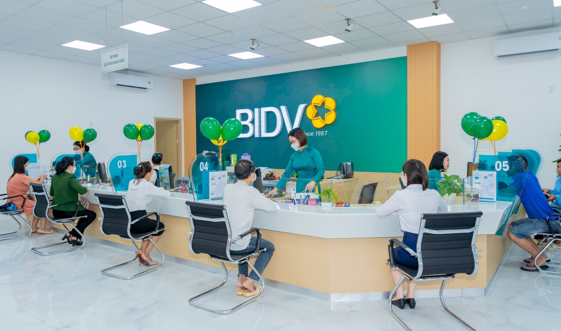 Phát hành gần 500 triệu cổ phiếu, BIDV nâng vốn lên hơn 77.782 tỷ đồng