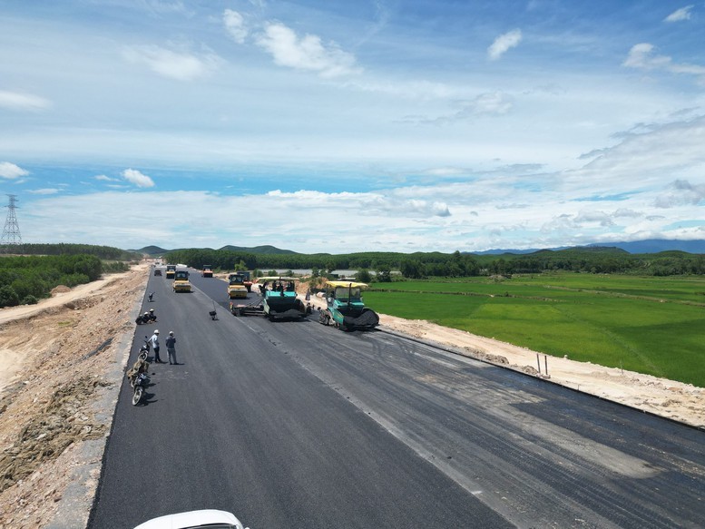 Dự án cao tốc Vạn Ninh - Cam Lộ. Ảnh: Báo Giao thông