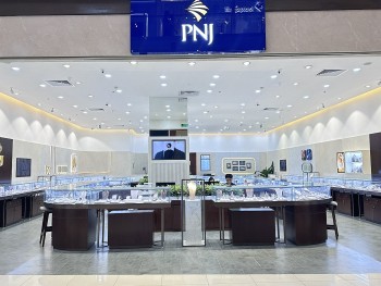 PNJ ghi nhận doanh thu hơn 17.200 tỷ đồng nửa đầu năm