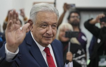 Mexico từ chối yêu cầu bắt Tổng thống Nga Putin