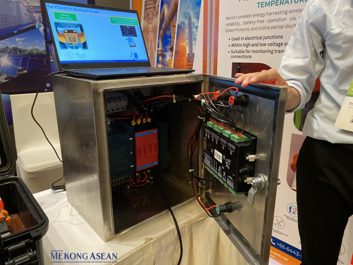 Trưng bày nhiều giải pháp, sản phẩm về điện cho trung tâm dữ liệu