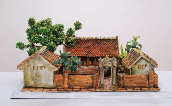 Độc lạ chiếc bánh trung thu tái hiện làng quê Bắc Bộ