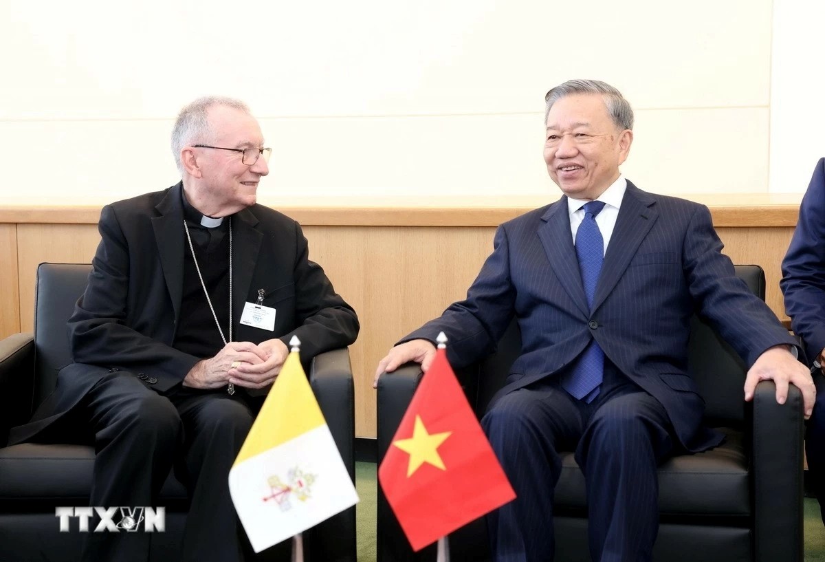 Tổng Bí thư, Chủ tịch nước Tô Lâm gặp Thủ tướng Tòa thánh Vatican