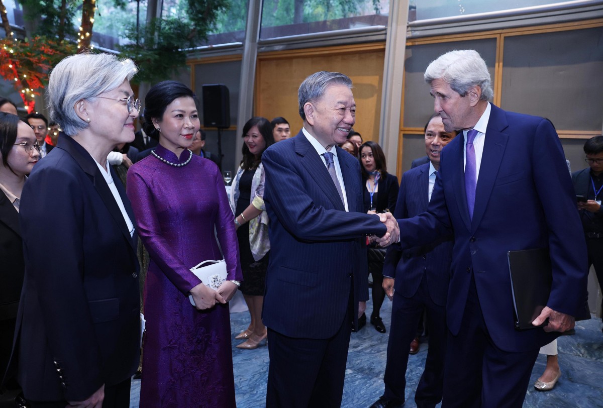 'Quan hệ Việt - Mỹ là kết tinh của vô vàn nỗ lực hàn gắn, xây dựng lòng tin'