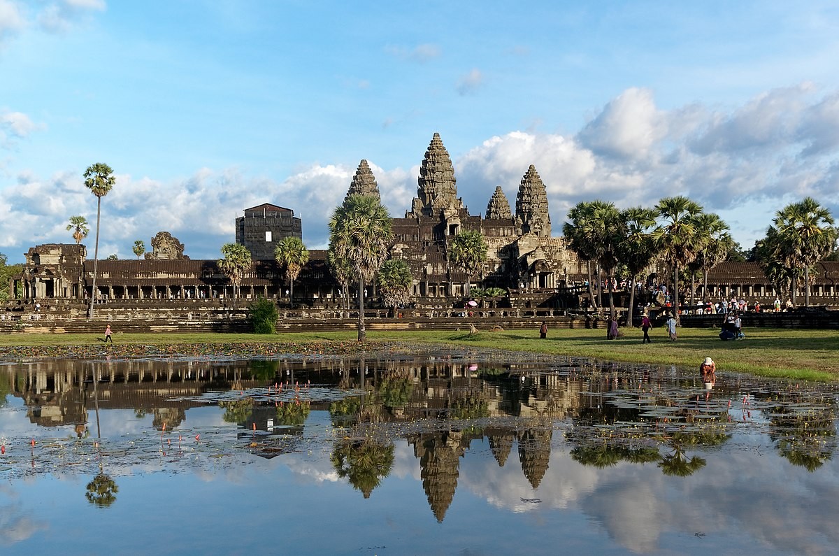 Quần thể đền thờ Angkor Wat -  di tích tôn giáo lớn nhất thế giới tại Campuchia. Ảnh: Wiki.