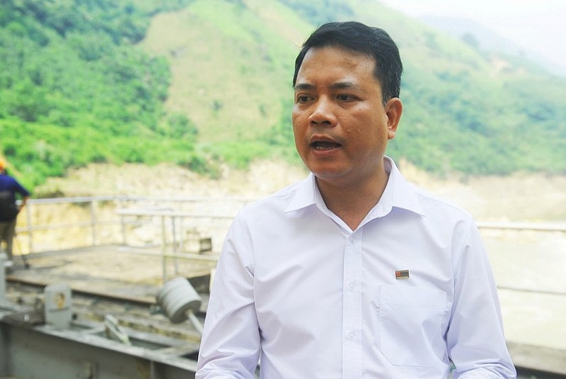 SHB cùng Thuỷ  điện Nậm Lúc khắc phục thiệt  hại sau cơn bão