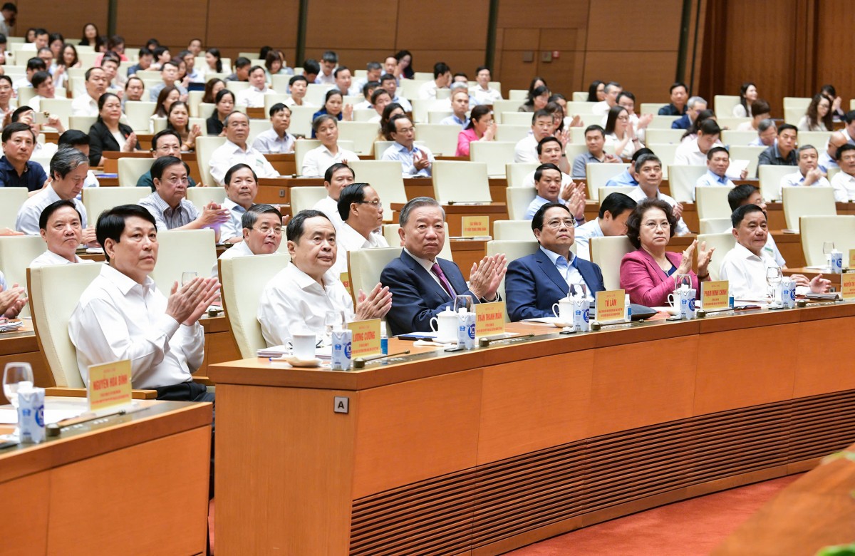 Hội nghị toàn quốc quán triệt, triển khai thực hiện Nghị quyết Hội nghị lần thứ Mười