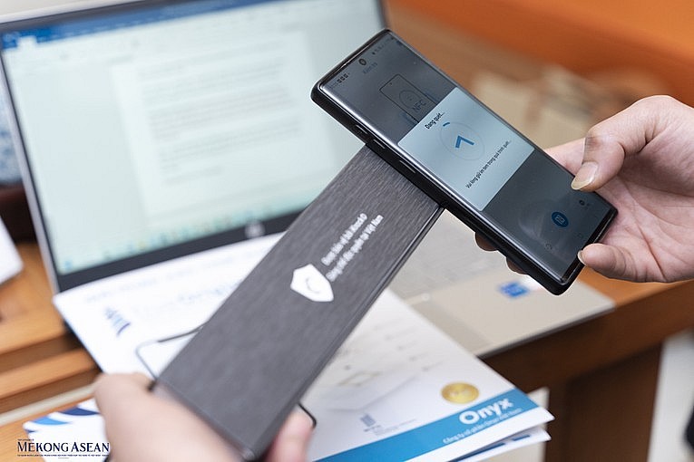 Chiến lược quốc gia về ứng dụng và phát triển công nghệ chuỗi khối đặt mục tiêu đến năm 2030, Việt Nam trở thành quốc gia thuộc nhóm dẫn đầu trong khu vực. Ảnh minh họa: Hà Anh/Mekong ASEAN.