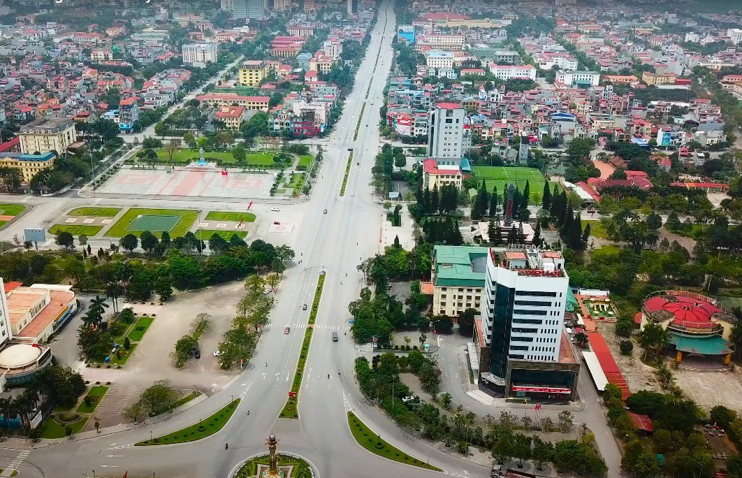 Hệ thống giao thông, hạ tầng công nghiệp, đô thị của Hưng Yên được đầu tư đồng bộ với nhiều công trình, dự án quy mô lớn… Ảnh minh họa.