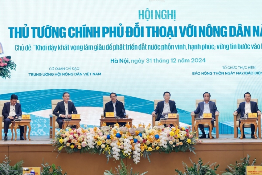 Thủ tướng Chính phủ đối thoại với nông dân