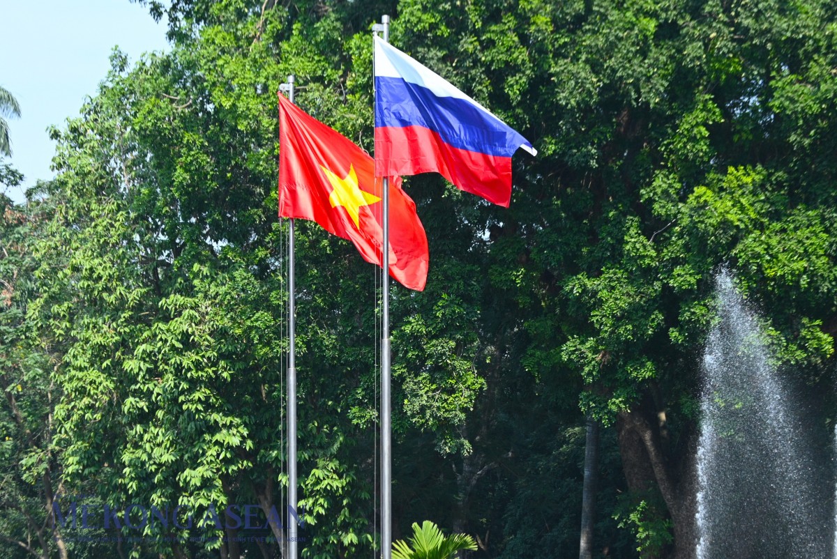 Thủ tướng Phạm Minh Chính chủ trì lễ đón Thủ tướng Nga Mikhail Mishustin