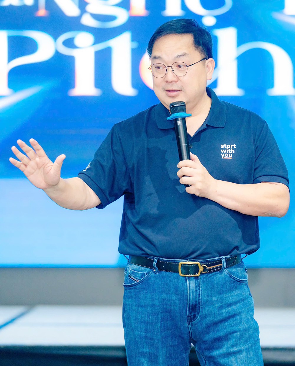 Người miền Bắc đắp đê, người miền Nam đón lũ