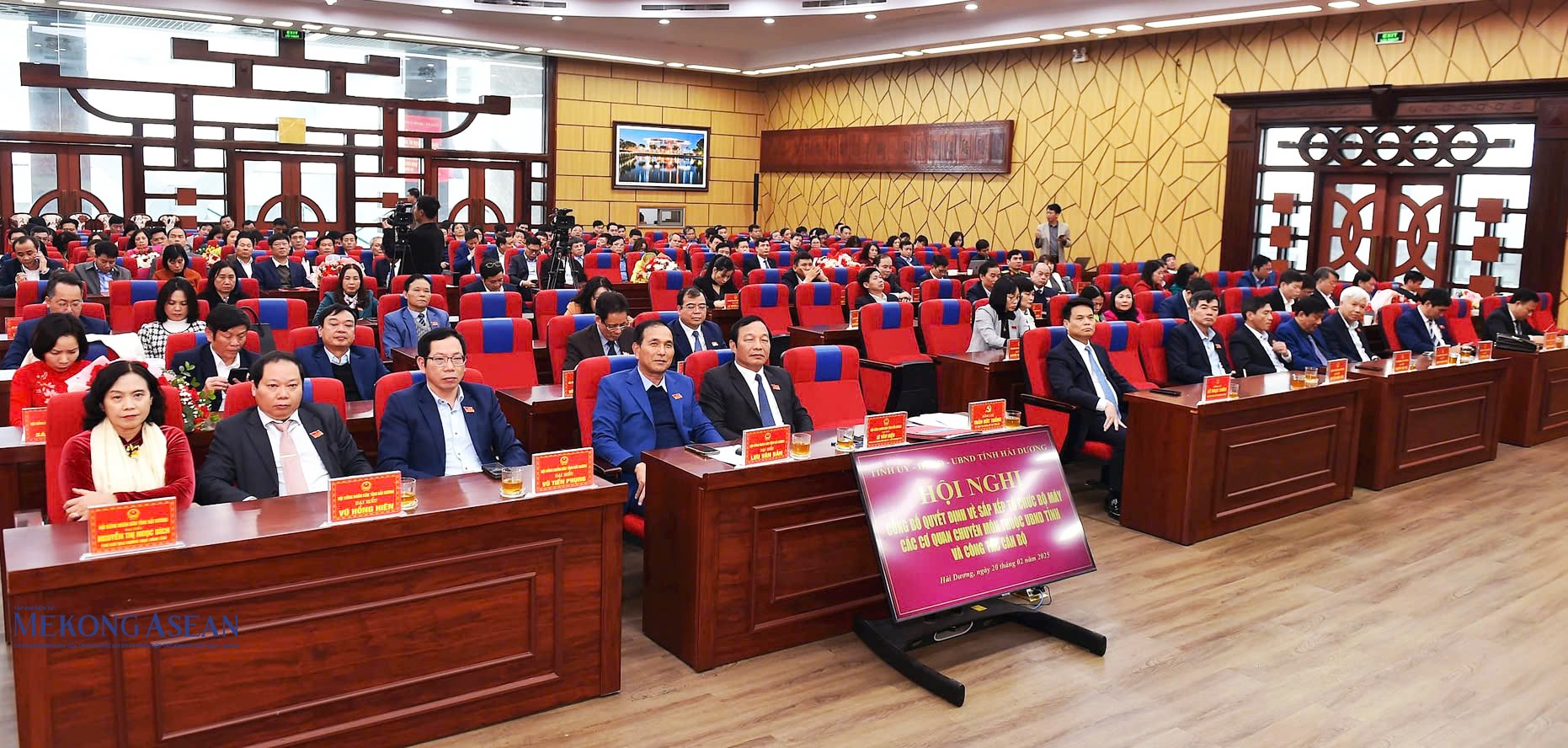 Quang cảnh hội nghị.