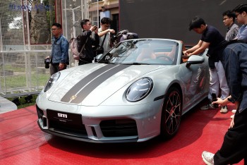 Porsche 911 bản hybrid lần đầu tiên 