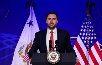 Phó Tổng thống Mỹ bắt ngờ tới Greenland để ‘kiểm tra an ninh’