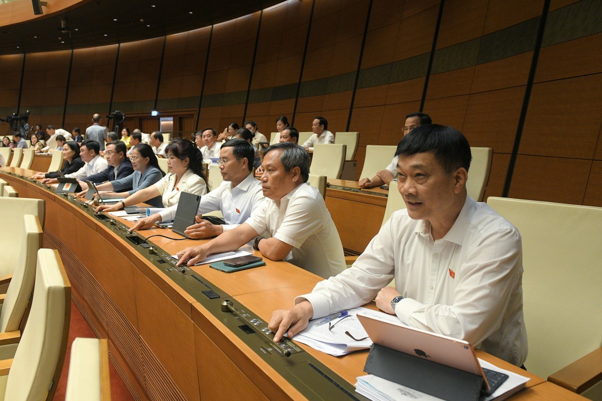 Quốc hội thành lập Ủy ban sửa đổi Hiến pháp năm 2013