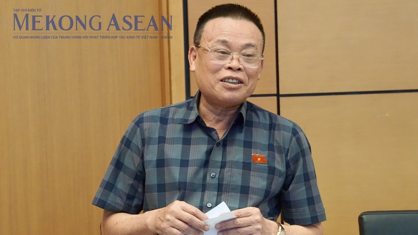 Giải phóng doanh nghiệp khỏi cảnh 'đi đường dài giữa mê cung thủ tục'