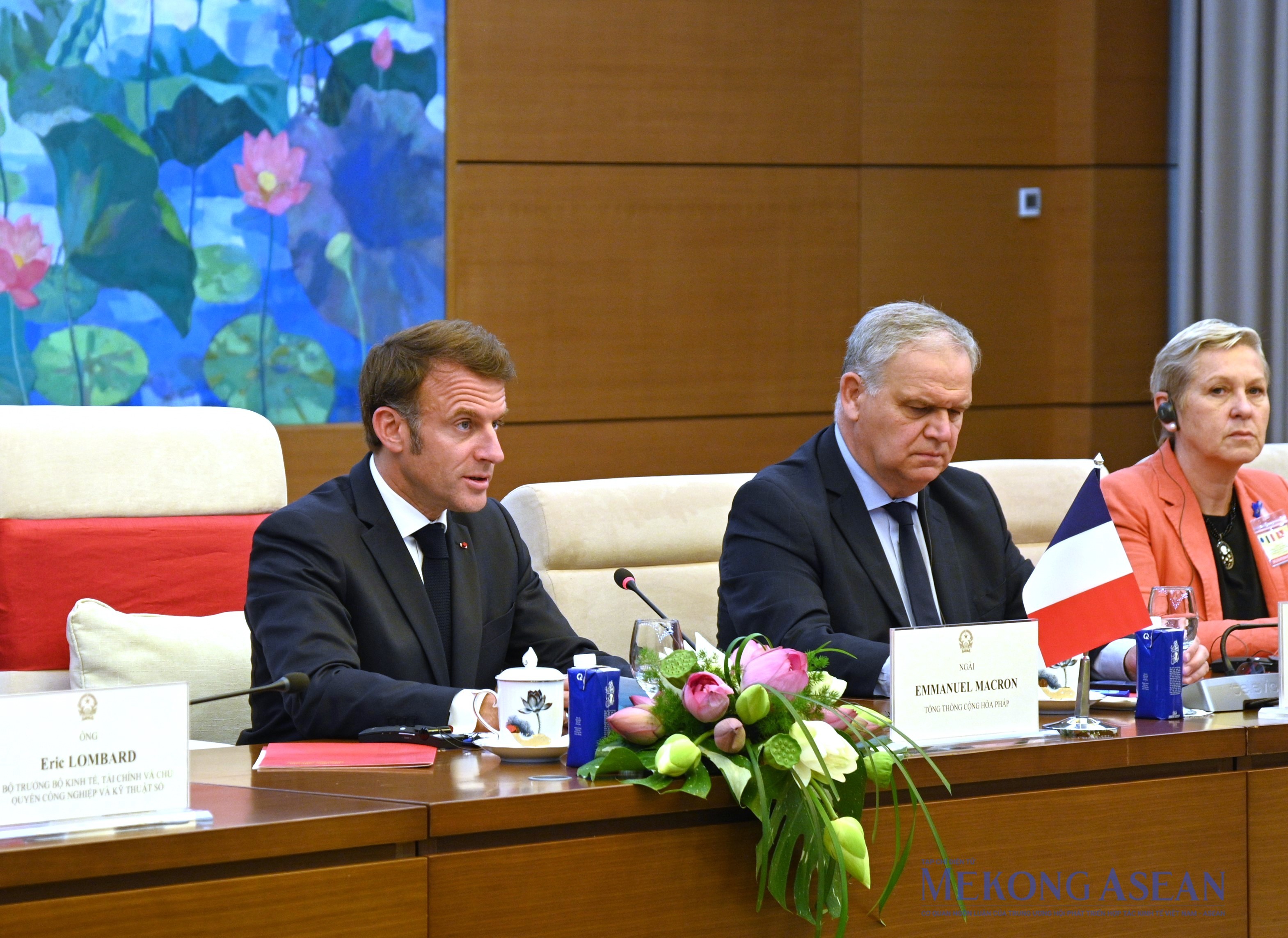 Chủ tịch Quốc hội Trần Thanh Mẫn hội kiến Tổng thống Pháp