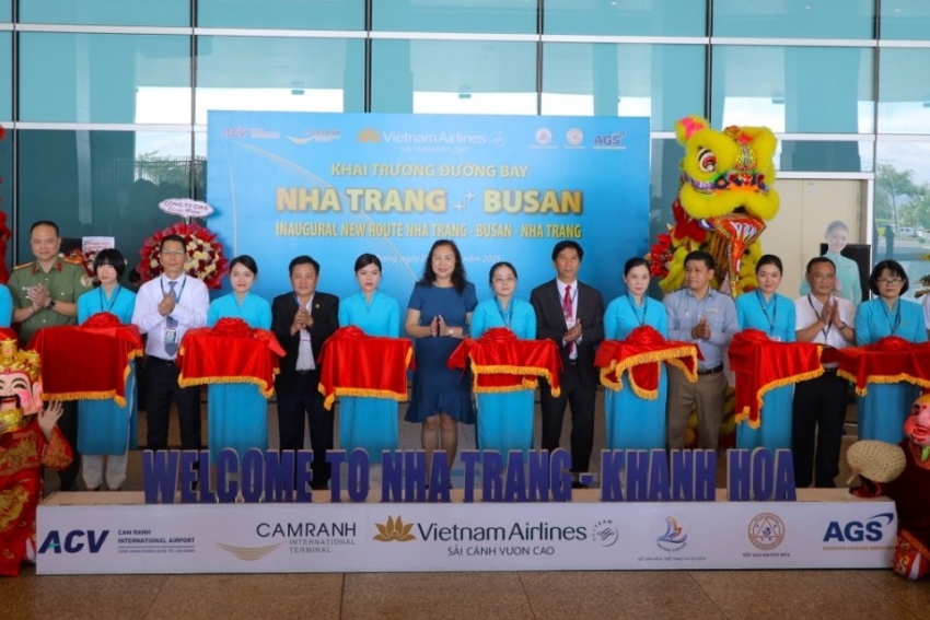 Vietnam Airlines khai trương đường bay Nha Trang – Busan