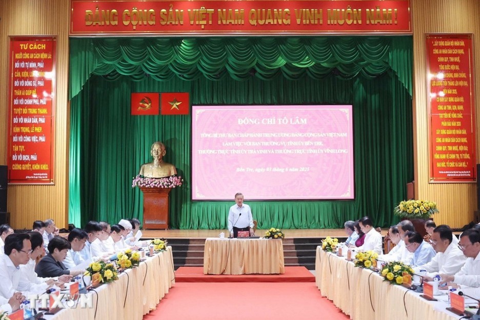 Tổng Bí thư: Hợp nhất Vĩnh Long, Bến Tre và Trà Vinh là quyết định chiến lược