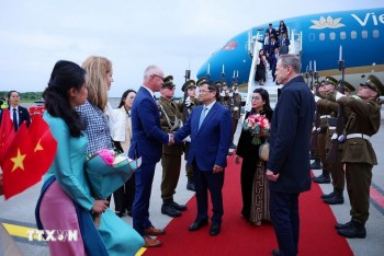 Thủ tướng Phạm Minh Chính bắt đầu thăm chính thức Estonia