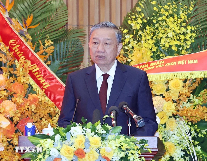 Tổng Bí thư dự Lễ kỷ niệm Ngày truyền thống ngành kiểm sát nhân dân