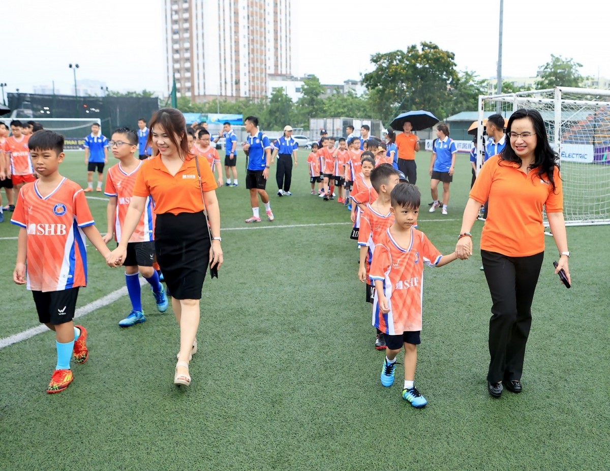 SHB và chiến lược xây dựng “ngân hàng hạnh phúc” từ bên trong