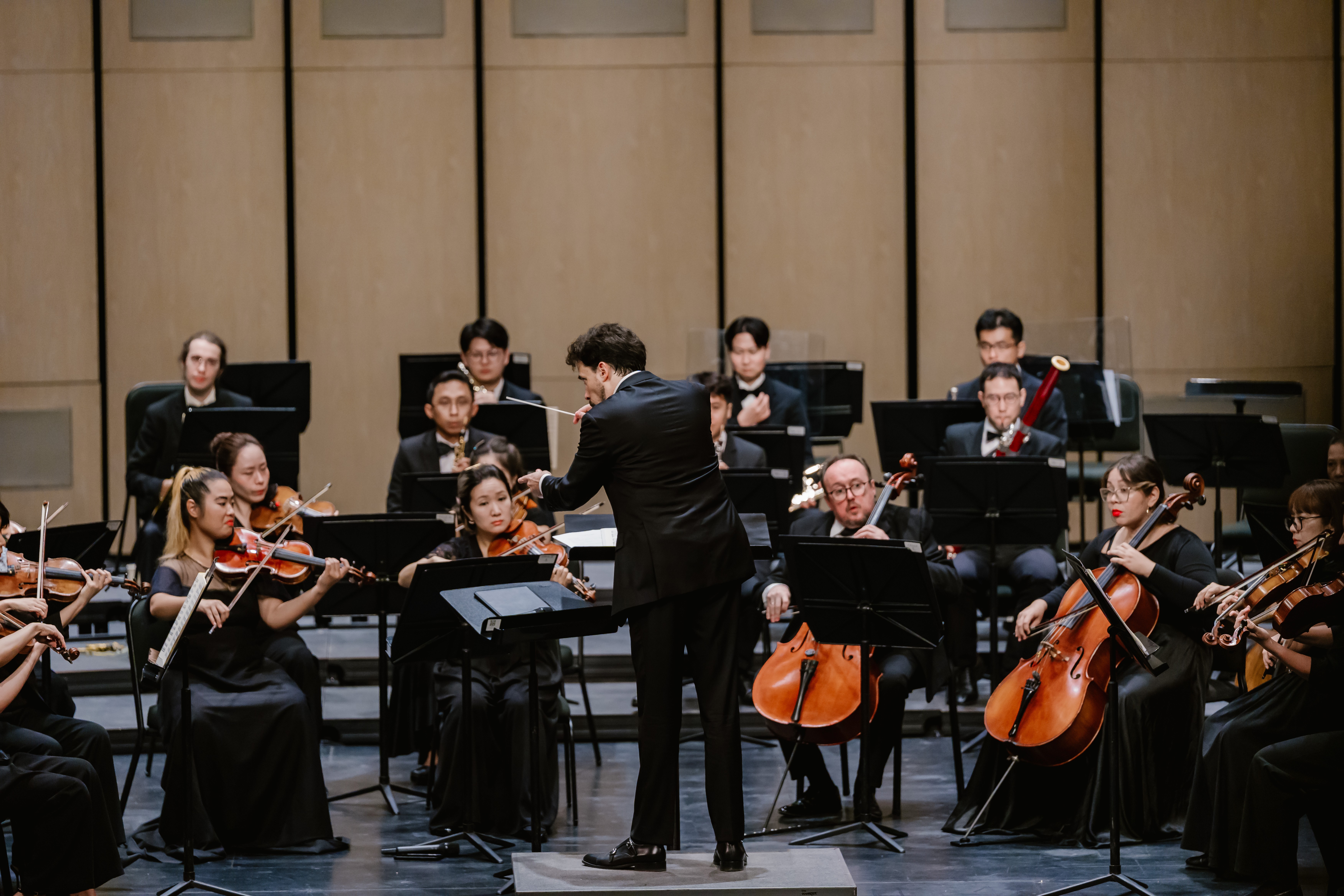 Khi nhạc giao hưởng biết đùa