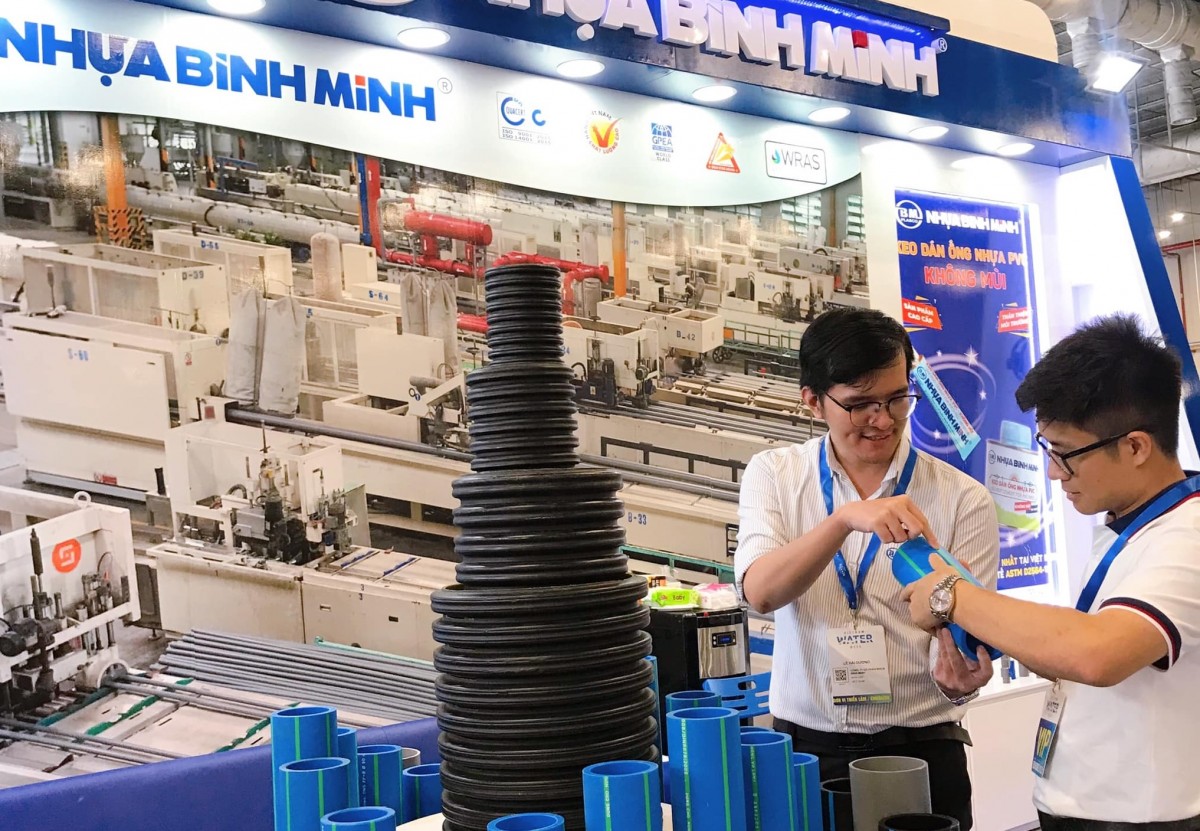 Hai doanh nghiệp nhựa đầu ngành cùng lập kỷ lục lợi nhuận quý