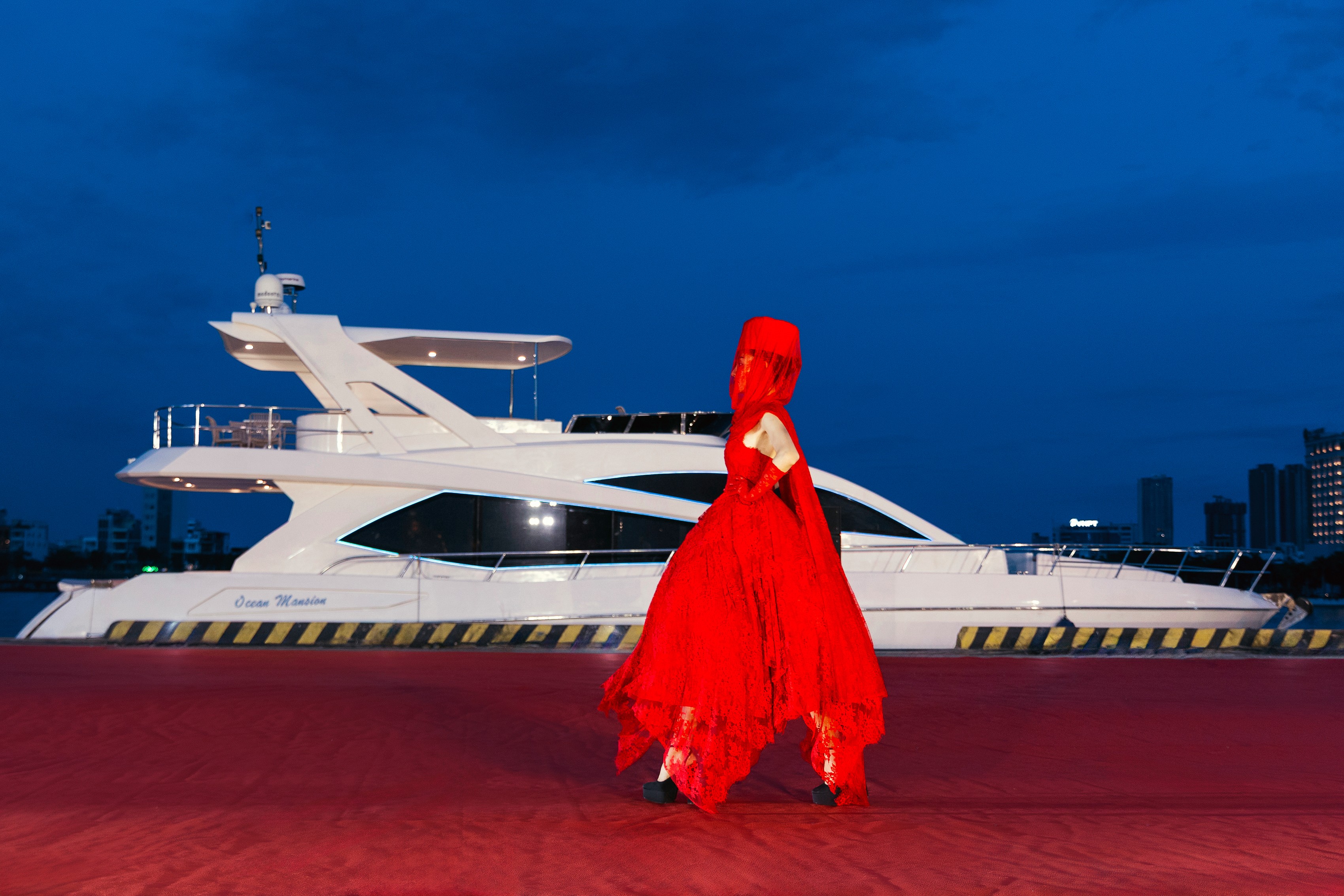 VUNGOC&SON: Nơi pháo hoa rực rỡ, khi văn hoá và thời trang giao thoa