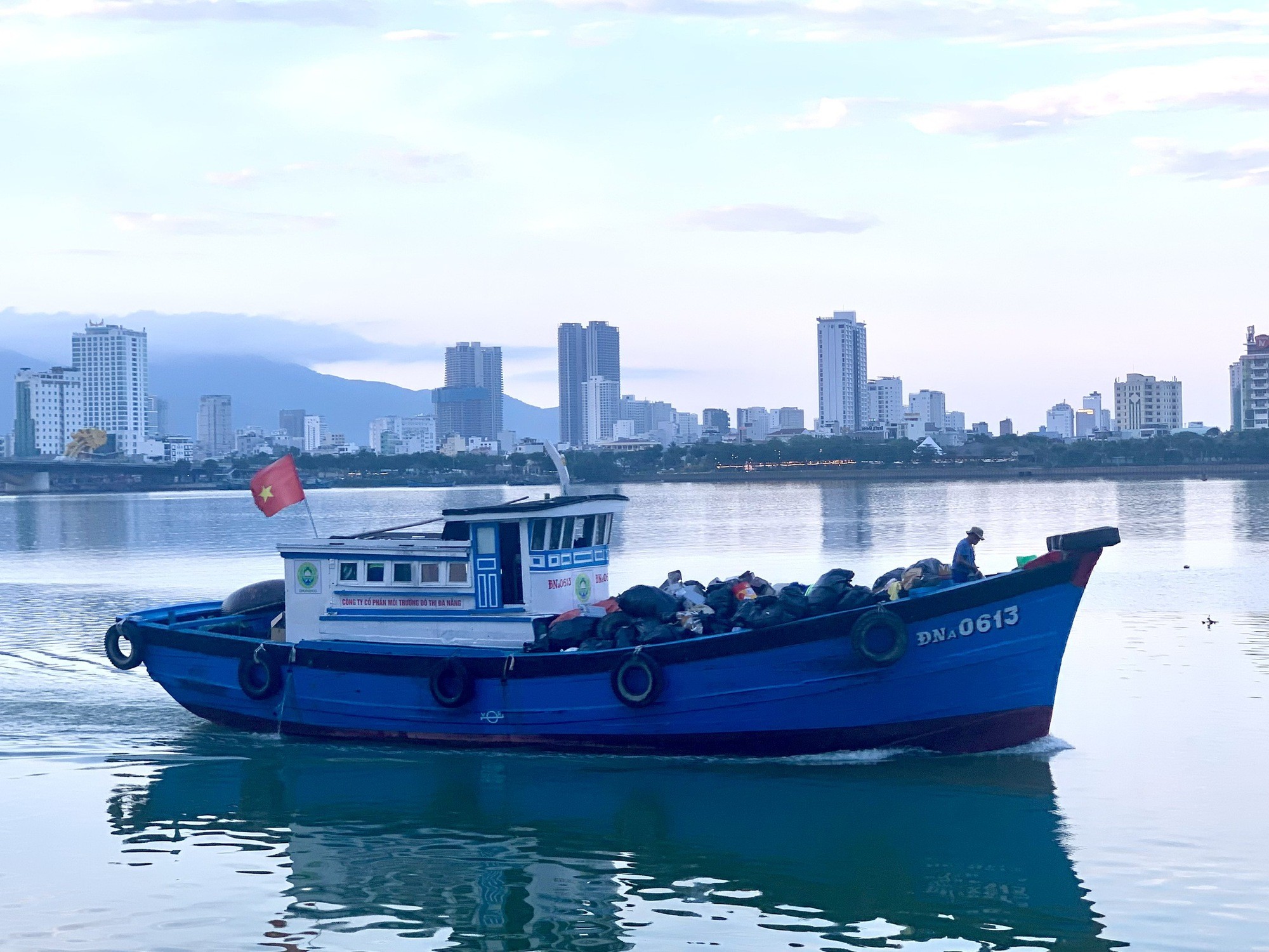 Thủ tướng yêu cầu xử lý nghiêm, chấm dứt vi phạm khai thác IUU