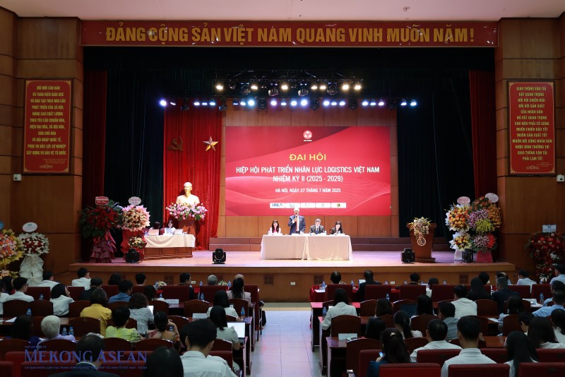 Gỡ 'nút thắt', phát triển nguồn nhân lực logistics chất lượng cao