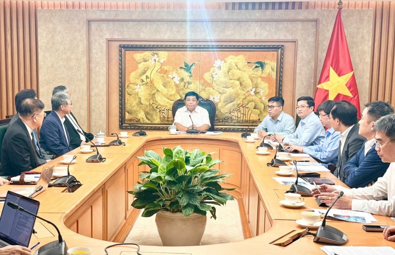  Sáng 30/7, tại Trụ sở Chính phủ, Phó Thủ tướng Chính phủ Nguyễn Chí Dũng làm việc với Hiệp hội Phát triển kinh tế bền vững Đài Loan (Trung Quốc).