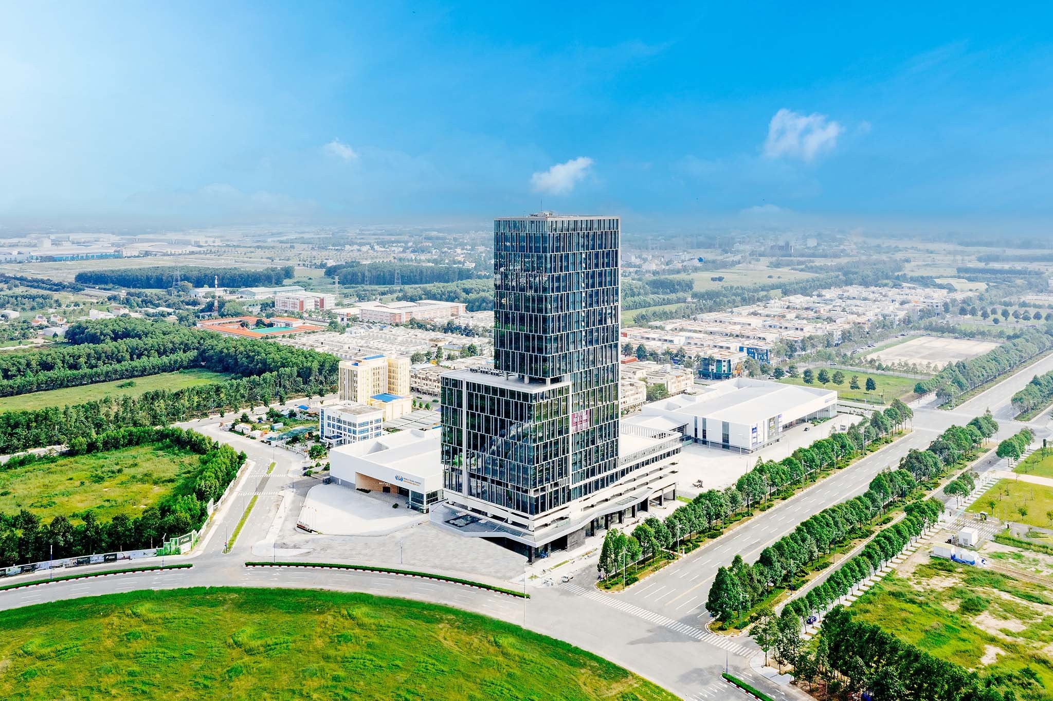 Cổ đông Becamex IDC thống nhất đổi tên thành Becamex Group