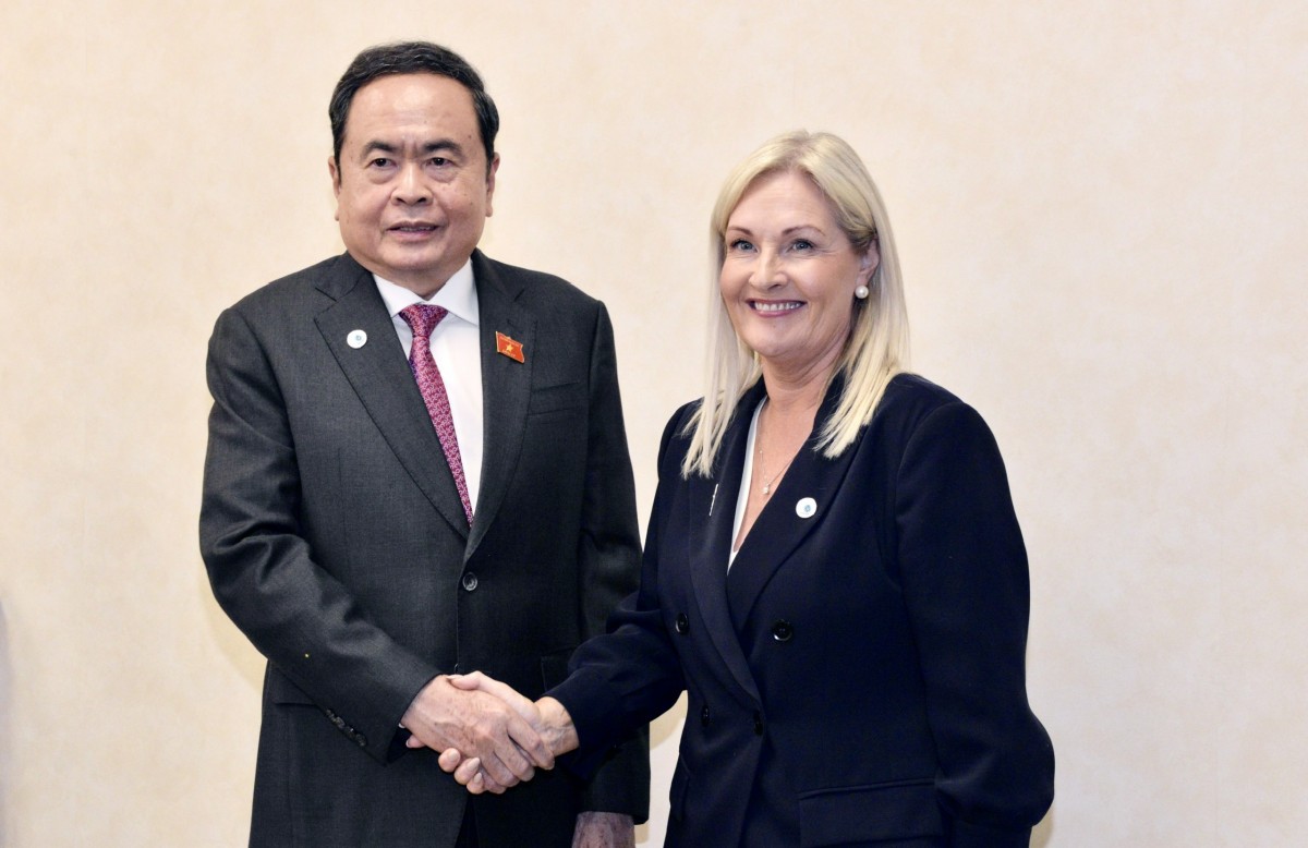 Chủ tịch Quốc hội mong muốn Campuchia và Thái Lan gác lại bất đồng