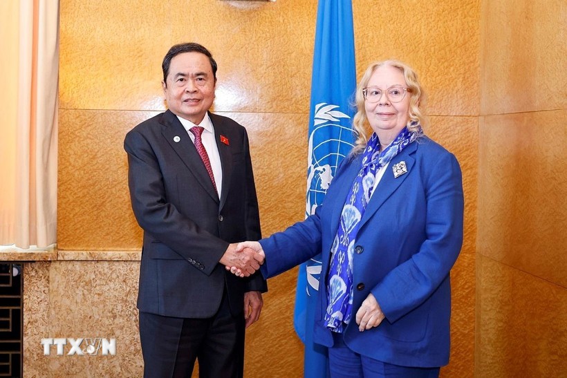 Chủ tịch Quốc hội mong muốn Campuchia và Thái Lan gác lại bất đồng