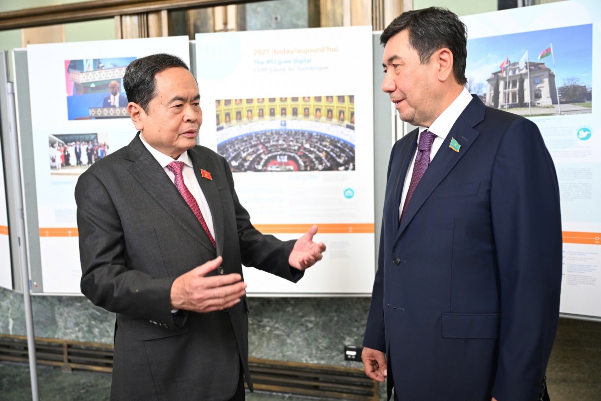 Chủ tịch Quốc hội gặp song phương bên lề hội nghị tại Thụy Sĩ