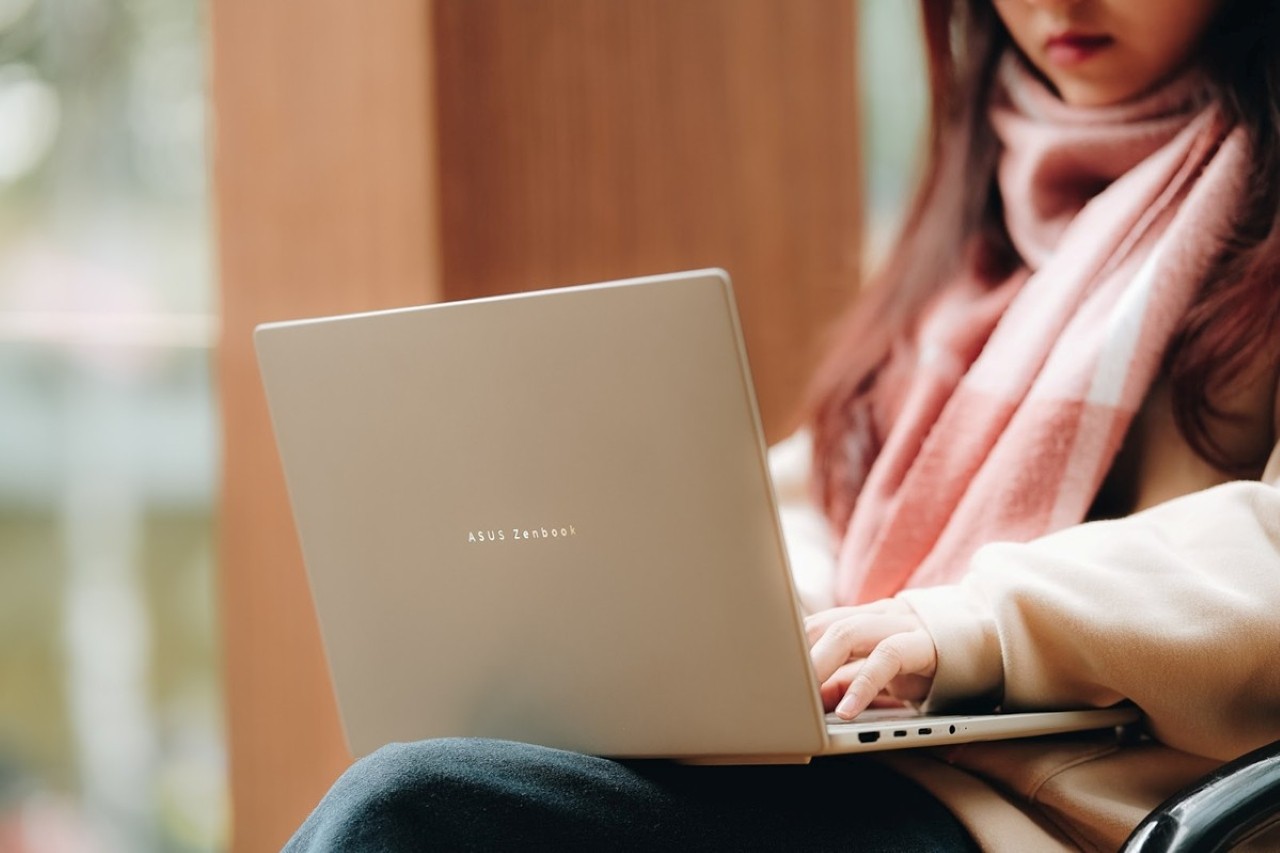 ASUS giới thiệu loạt laptop AI phục vụ mùa tựu trường 2025