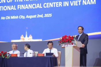 Khởi động Trung tâm tài chính quốc tế tại TP HCM và Đà Nẵng