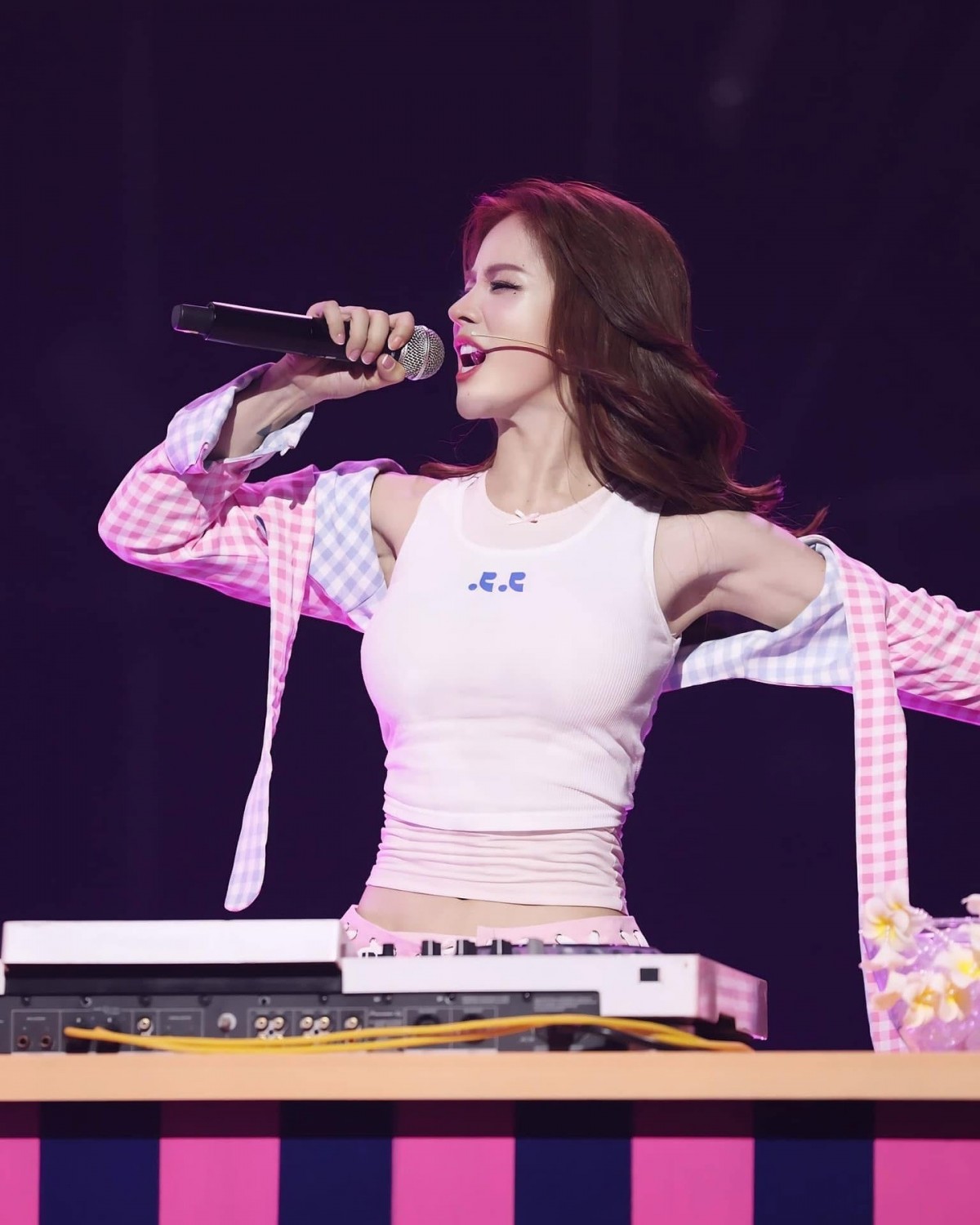 DJ Mie khuấy động 