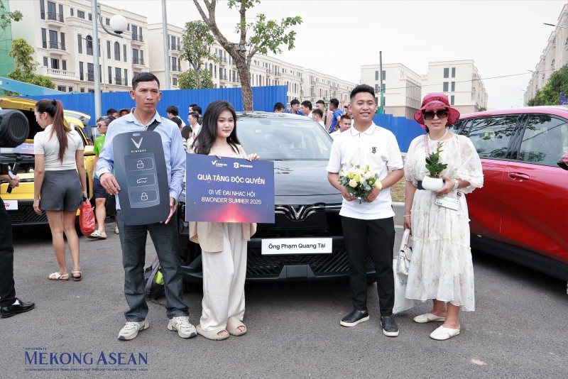 VinFast chính thức bàn giao xe Limo Green sau 7 tháng ra mắt