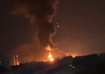 Ukraine tuyên bố tấn công vào nhà máy lọc dầu của Nga