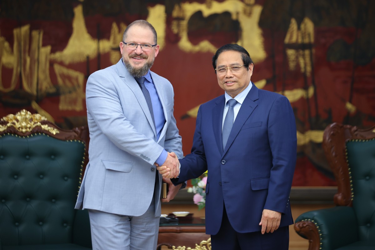 Thủ tướng Phạm Minh Chính tiếp ông Cristiano Amon, Chủ tịch kiêm Tổng Giám đốc điều hành tập đoàn Qualcomm - Ảnh: VGP