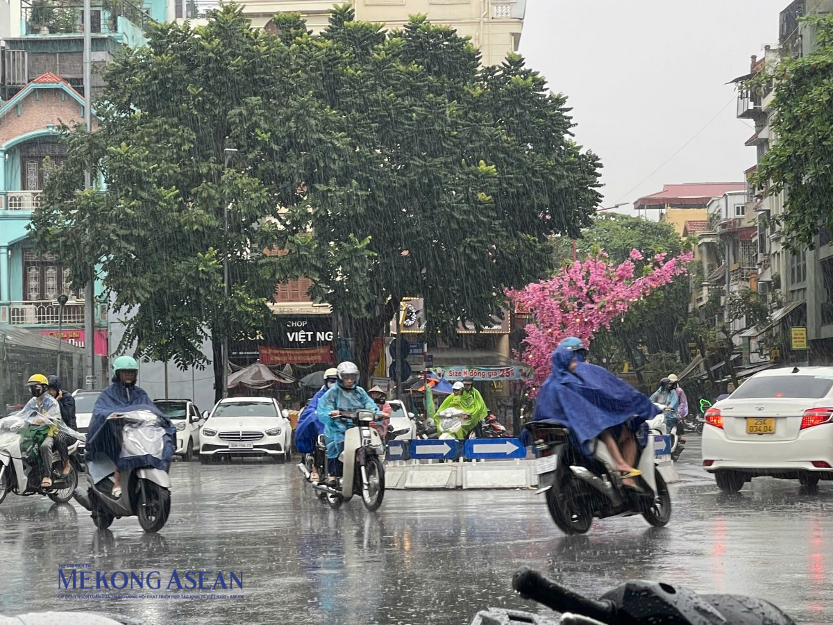 Tuần này Bắc Bộ mưa dông, Trung Bộ trời nắng