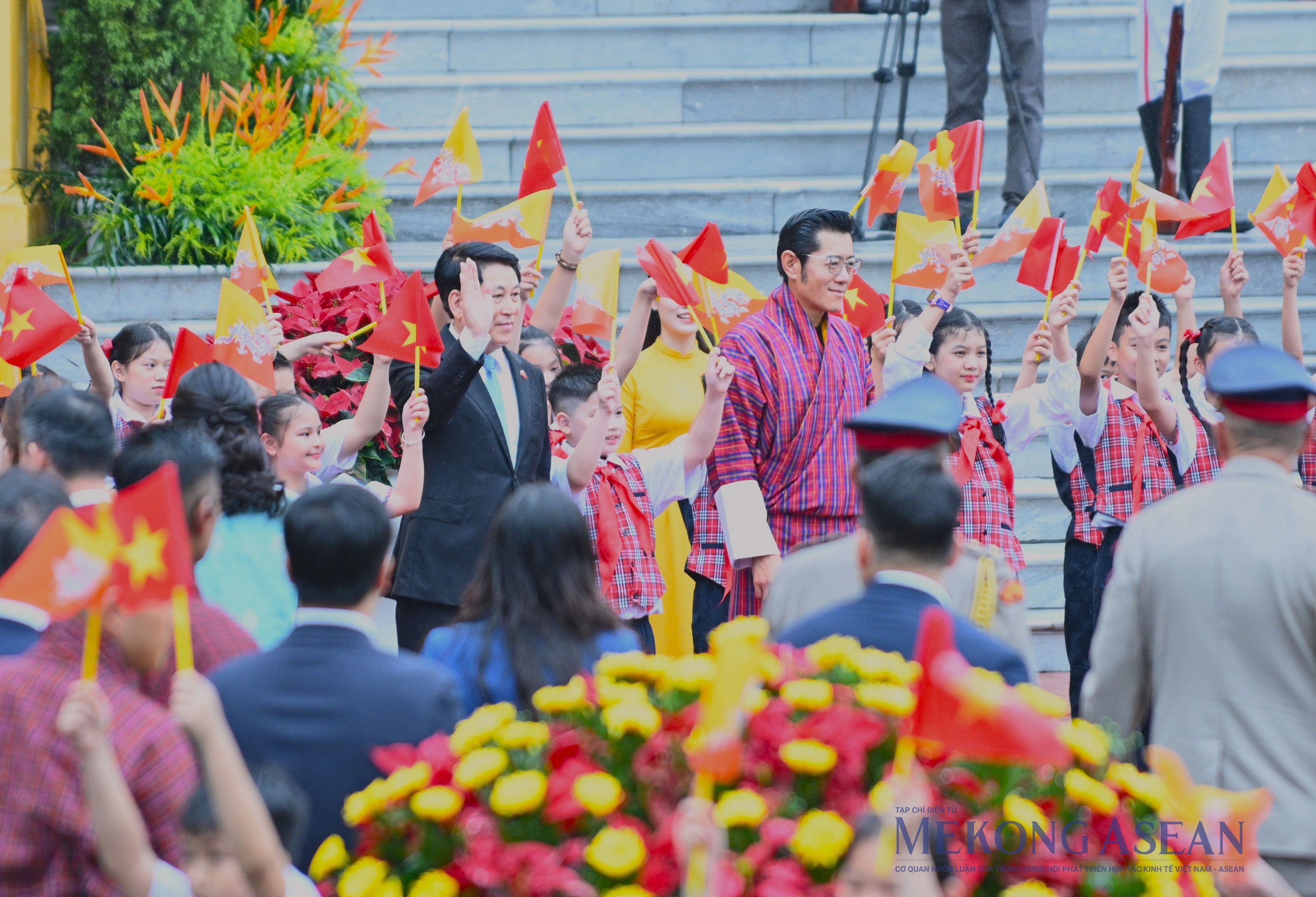 Chủ tịch nước Lương Cường chủ trì lễ đón và hội đàm với Quốc vương Bhutan